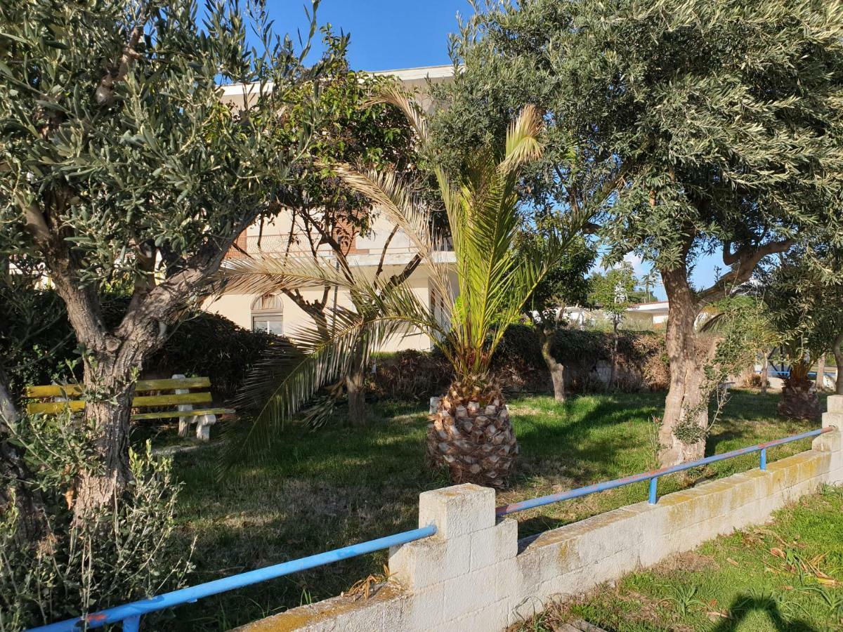 Kariani Beach Apartment Exterior photo